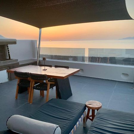 Incognito Beach Villa Santorini Kamári Dış mekan fotoğraf