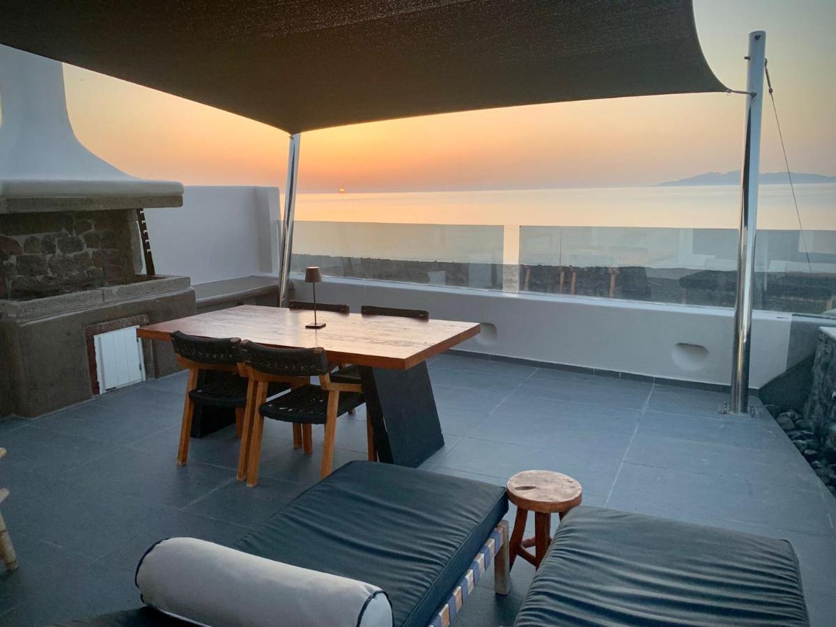 Incognito Beach Villa Santorini Kamári Dış mekan fotoğraf