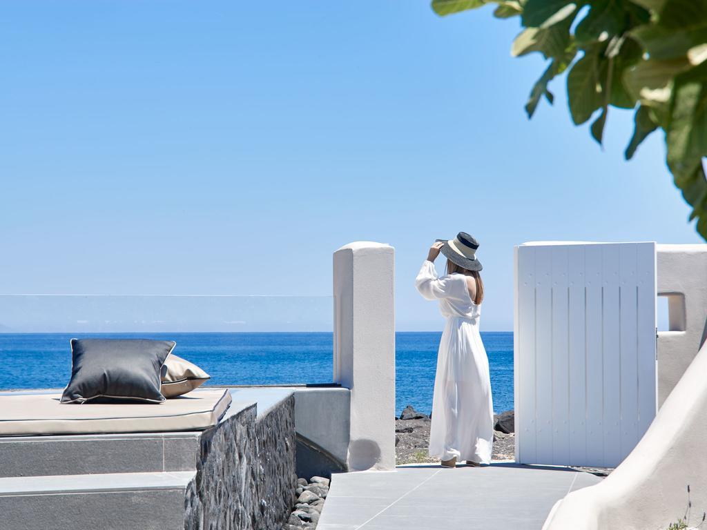 Incognito Beach Villa Santorini Kamári Dış mekan fotoğraf