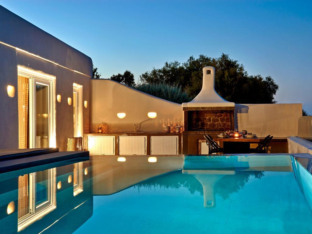 Incognito Beach Villa Santorini Kamári Dış mekan fotoğraf