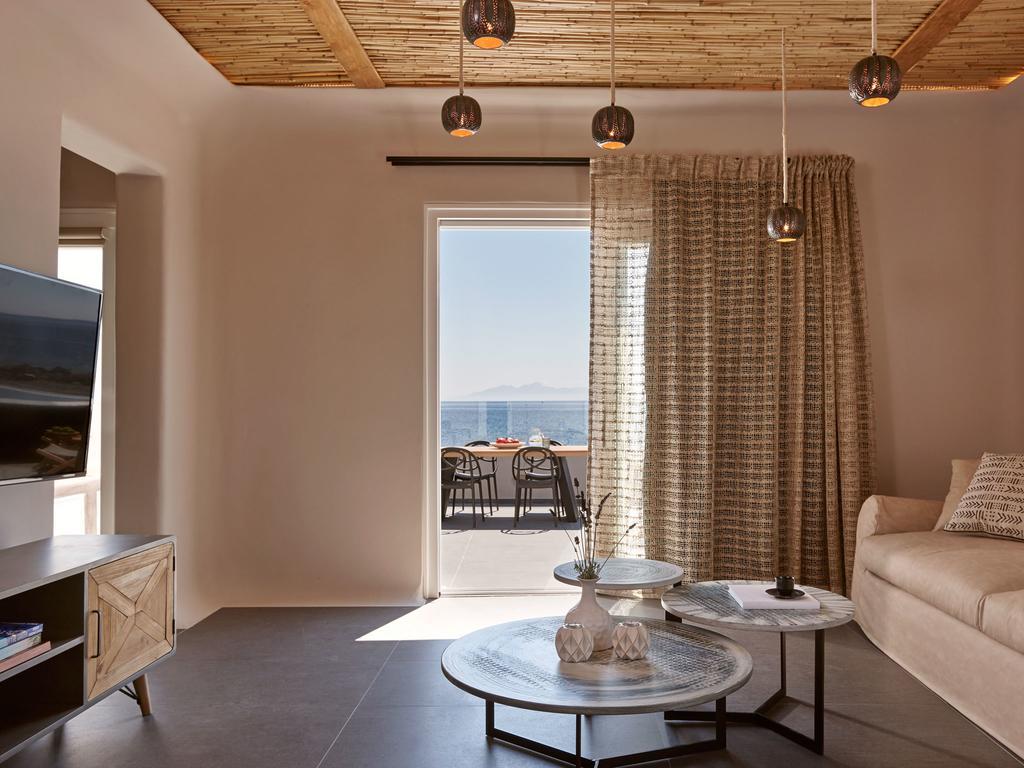 Incognito Beach Villa Santorini Kamári Dış mekan fotoğraf